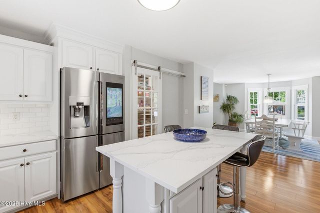 211 Simmons Drive, Wilmington, NC 28411