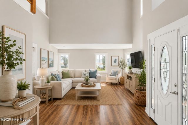 211 Simmons Drive, Wilmington, NC 28411