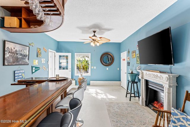 211 Simmons Drive, Wilmington, NC 28411