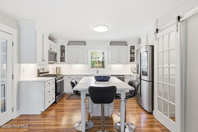 211 Simmons Drive, Wilmington, NC 28411