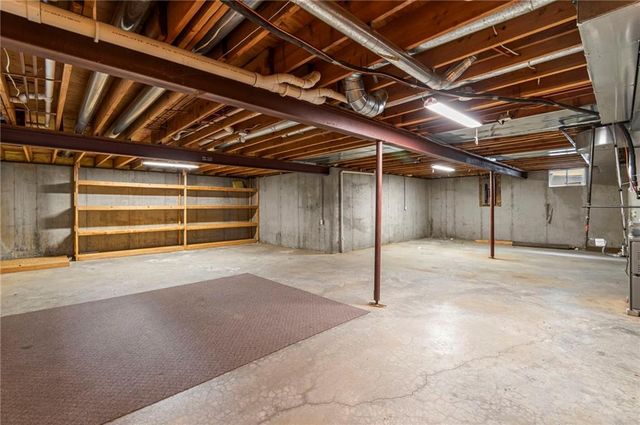 864 Reese Street, Liberty, MO 64068