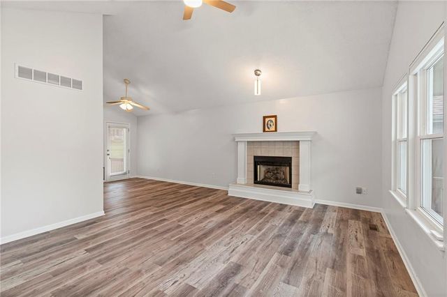 864 Reese Street, Liberty, MO 64068