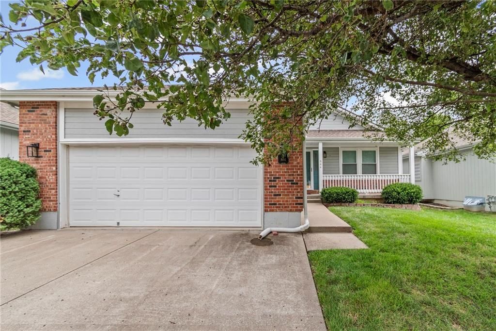 864 Reese Street, Liberty, MO 64068