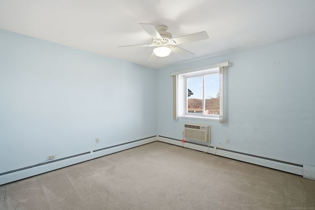 2 Carillon Drive APT D, Rocky Hill, CT 06067