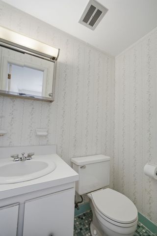 2 Carillon Drive APT D, Rocky Hill, CT 06067