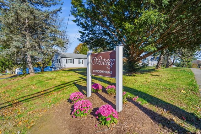 2 Carillon Drive APT D, Rocky Hill, CT 06067