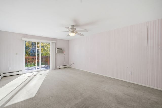 2 Carillon Drive APT D, Rocky Hill, CT 06067