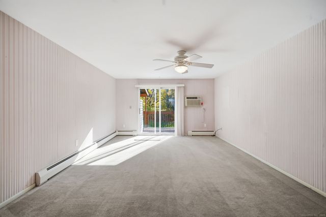 2 Carillon Drive APT D, Rocky Hill, CT 06067