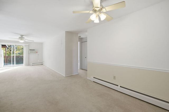 2 Carillon Drive APT D, Rocky Hill, CT 06067