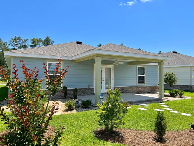 709 Riverwalk Circle, Freeport, FL 32439