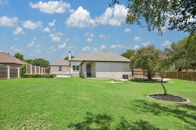 321 Quarry Springs DR, San Marcos, TX 78666