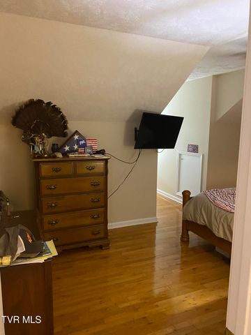 239 Blue Springs Road, Elizabethton, TN 37643