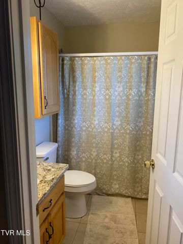 239 Blue Springs Road, Elizabethton, TN 37643