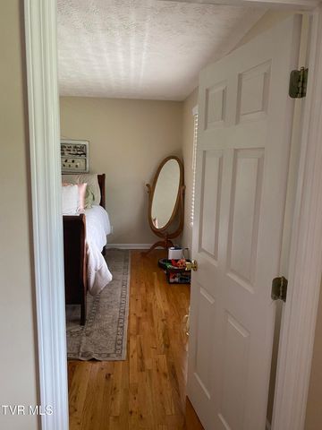 239 Blue Springs Road, Elizabethton, TN 37643