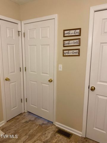 239 Blue Springs Road, Elizabethton, TN 37643