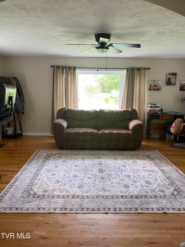 239 Blue Springs Road, Elizabethton, TN 37643