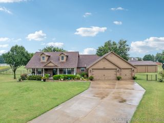 17765 Persimmon Court, Collinsville, OK 74021