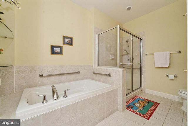 4 SCHINDLER CT, Trenton, NJ 08648