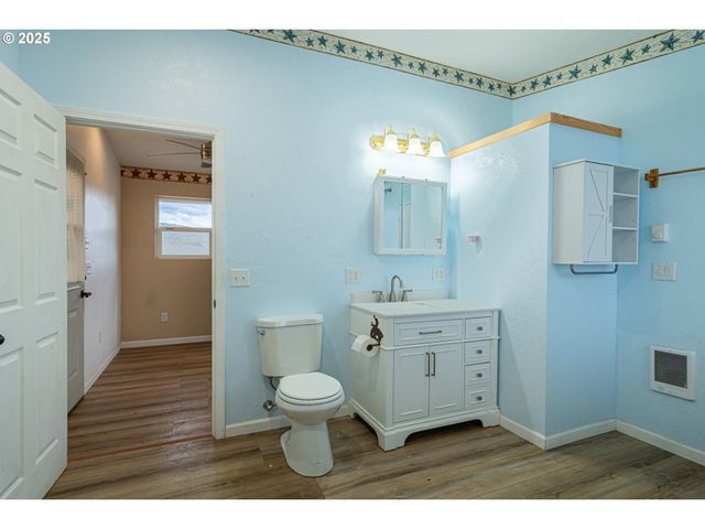 37102 WOODS Ln, Richland, OR 97870