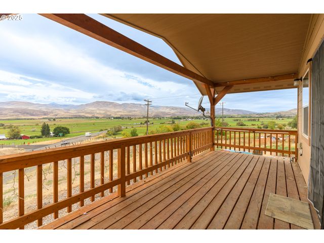 37102 WOODS Ln, Richland, OR 97870
