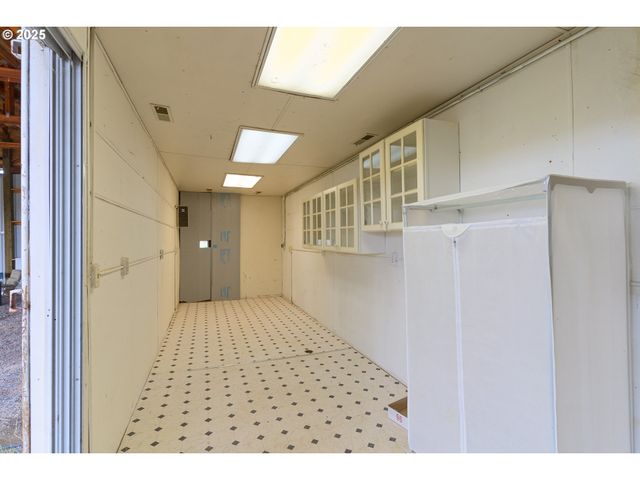 37102 WOODS Ln, Richland, OR 97870