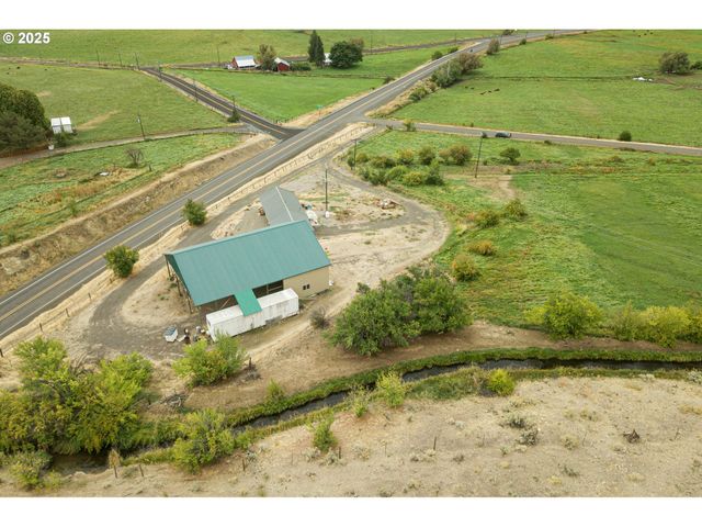 37102 WOODS Ln, Richland, OR 97870