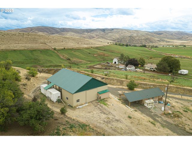 37102 WOODS Ln, Richland, OR 97870