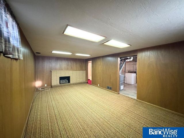 601 Skyway Road, Lincoln, NE 68505