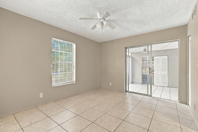 4221 NW 19TH Street 287, Lauderhill, FL 33313