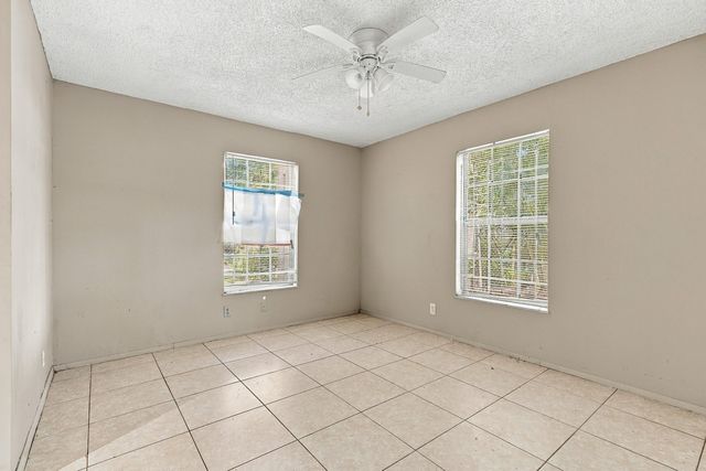 4221 NW 19TH Street 287, Lauderhill, FL 33313