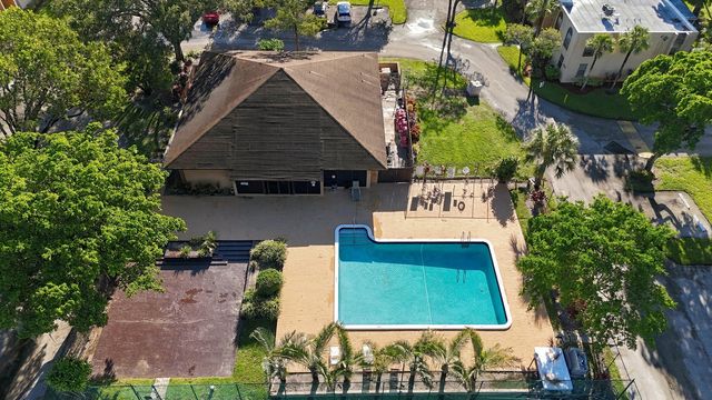 4221 NW 19TH Street 287, Lauderhill, FL 33313