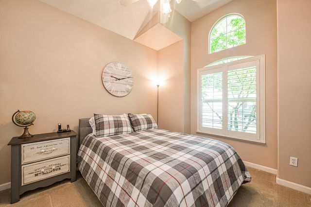 3274 Keats Avenue, Clovis, CA 93619