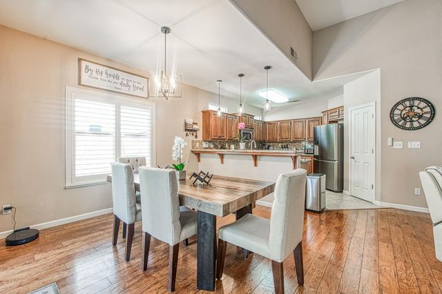 3274 Keats Avenue, Clovis, CA 93619