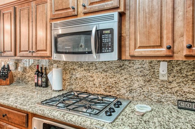 3274 Keats Avenue, Clovis, CA 93619