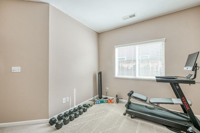 3274 Keats Avenue, Clovis, CA 93619