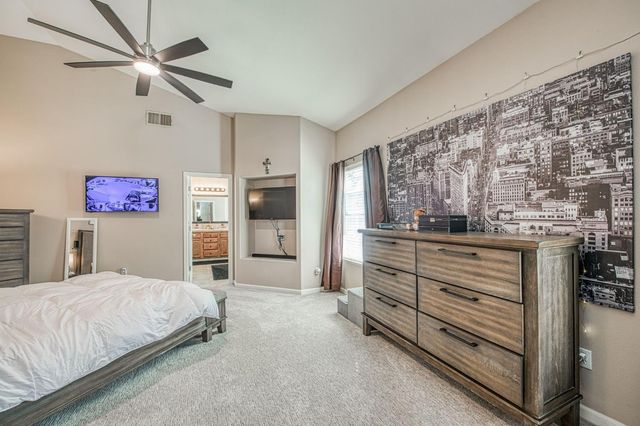 3274 Keats Avenue, Clovis, CA 93619