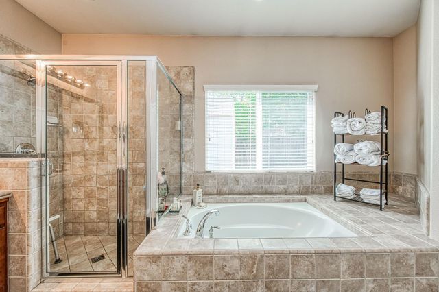 3274 Keats Avenue, Clovis, CA 93619