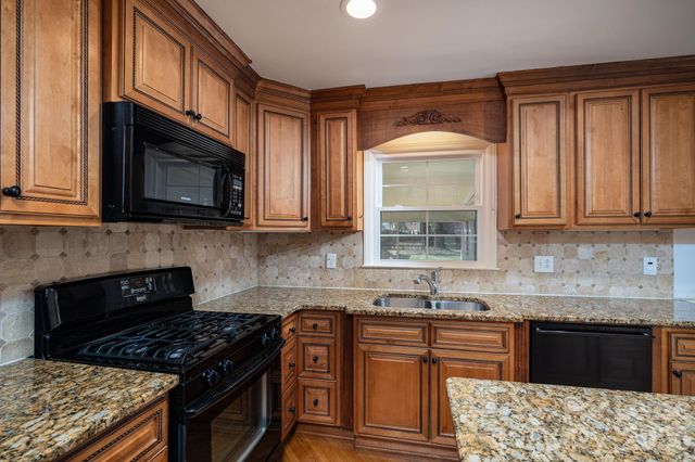 4600 Castleton Road, Charlotte, NC 28211