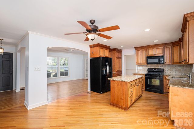 4600 Castleton Road, Charlotte, NC 28211