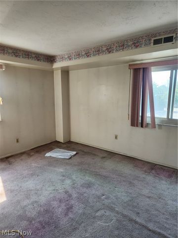 15555 Hilliard Road 405, Lakewood, OH 44107