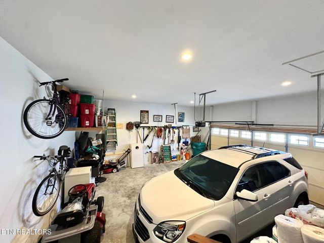 63 Whitetail Run, Crossville, TN 38555