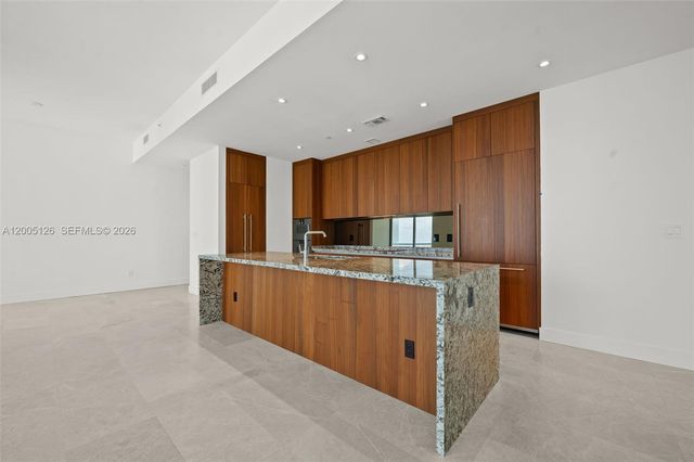 175 SE 25 RD 2604, Miami, FL 33129