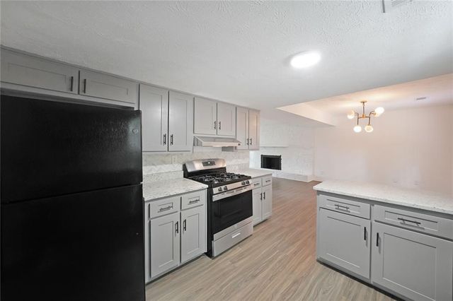 7156 Whitfield Drive, Riverdale, GA 30296