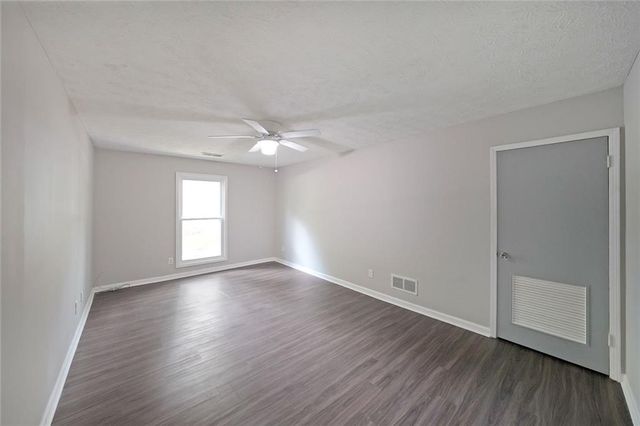 7156 Whitfield Drive, Riverdale, GA 30296