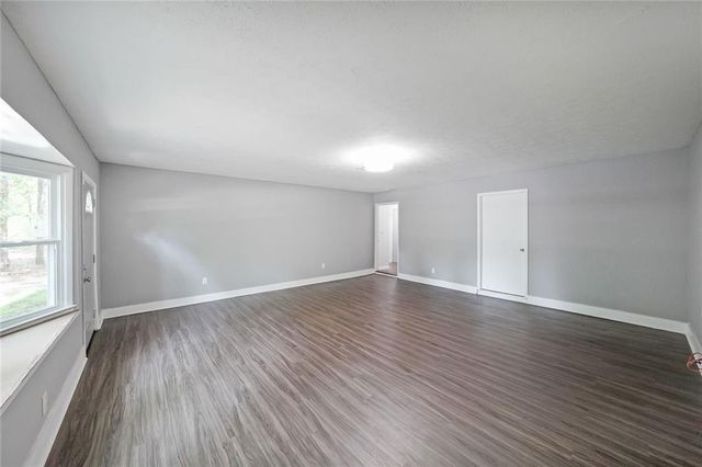 7156 Whitfield Drive, Riverdale, GA 30296