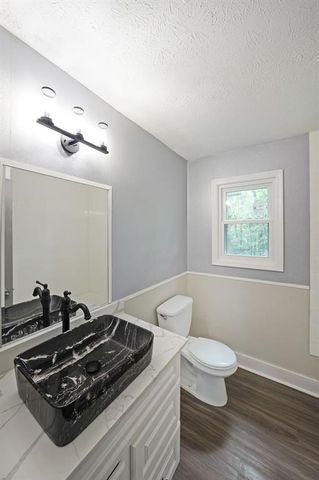 7156 Whitfield Drive, Riverdale, GA 30296