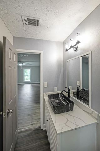 7156 Whitfield Drive, Riverdale, GA 30296