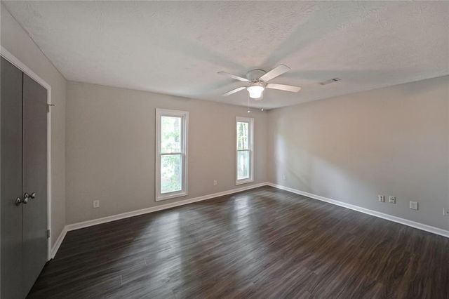 7156 Whitfield Drive, Riverdale, GA 30296