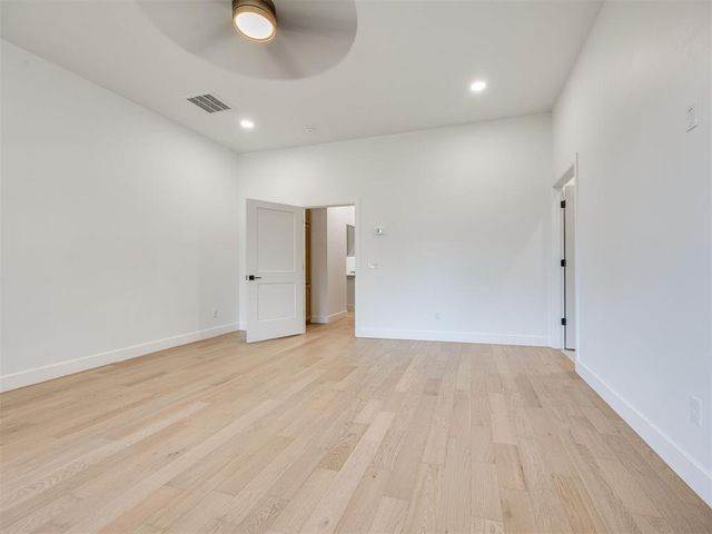 3700 Hunter Glen Drive, Oklahoma City, OK 73179