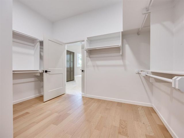 3700 Hunter Glen Drive, Oklahoma City, OK 73179